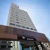 Fachada Tri Hotel Executive Brusque