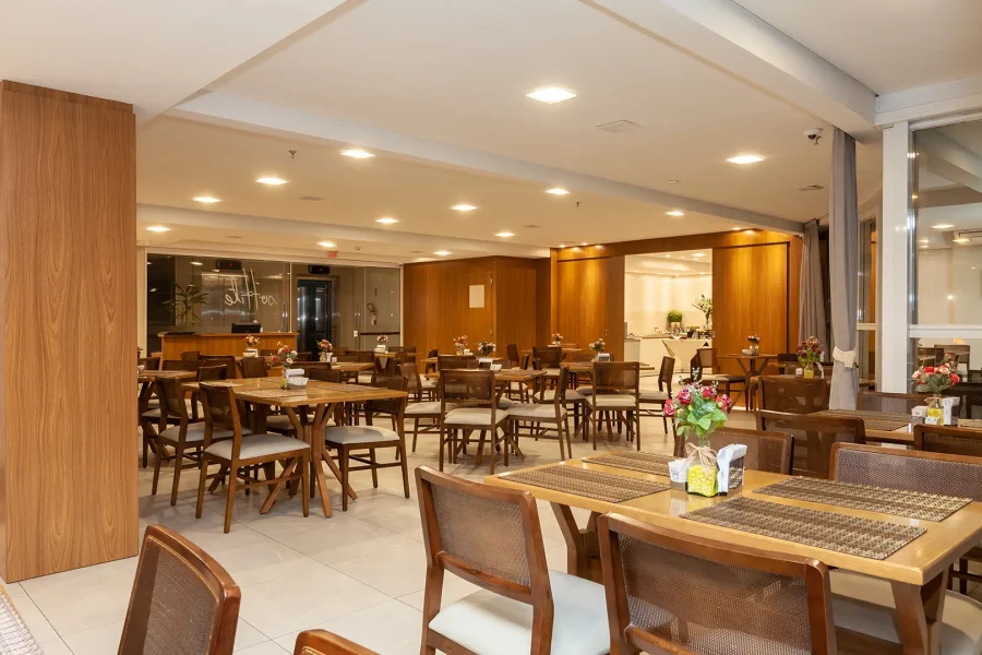 Café da Manhã - Mezanino