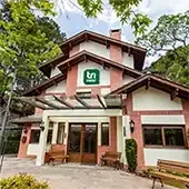 Fachada Tri Hotel Lago Gramado